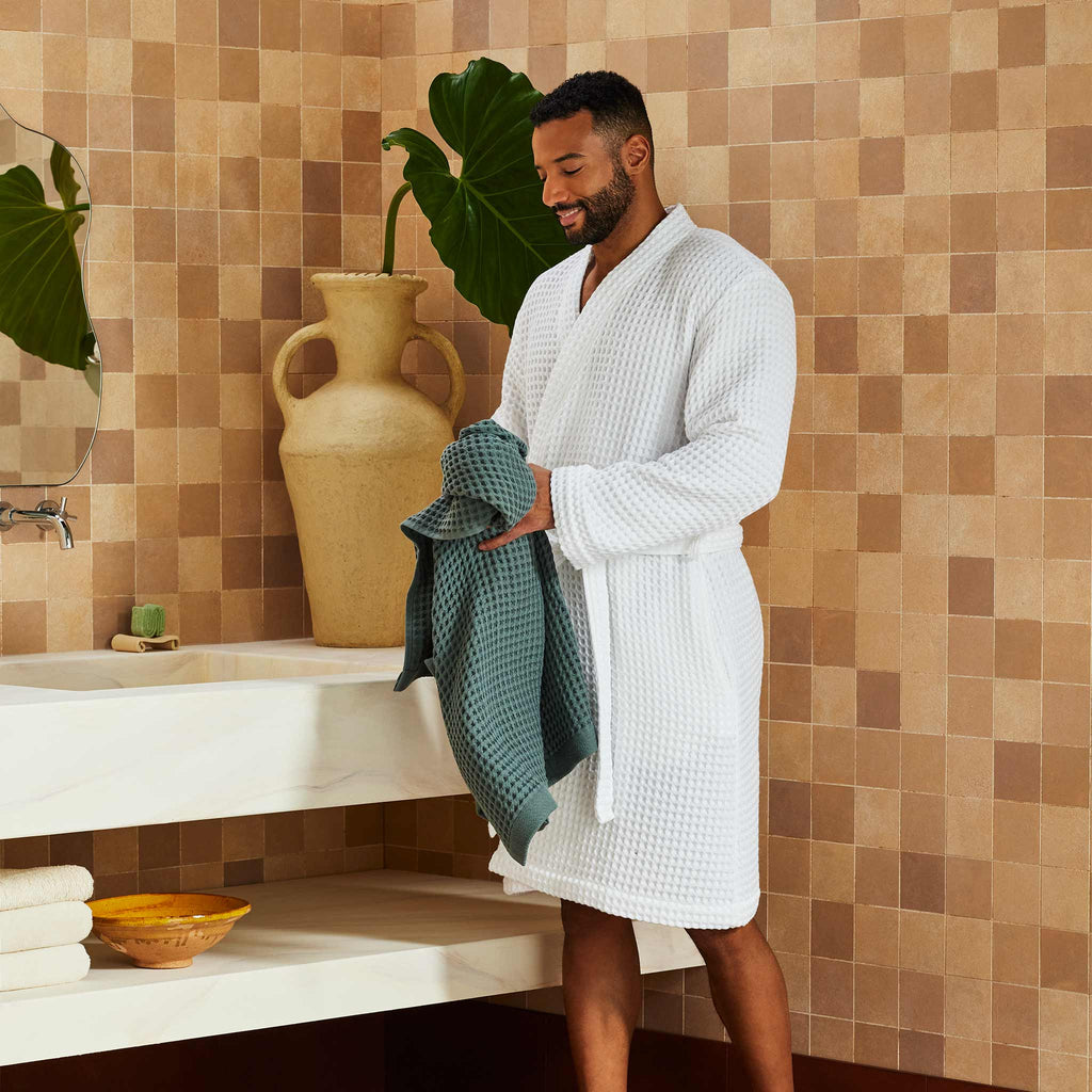 Dreamweave Waffle Robe A8