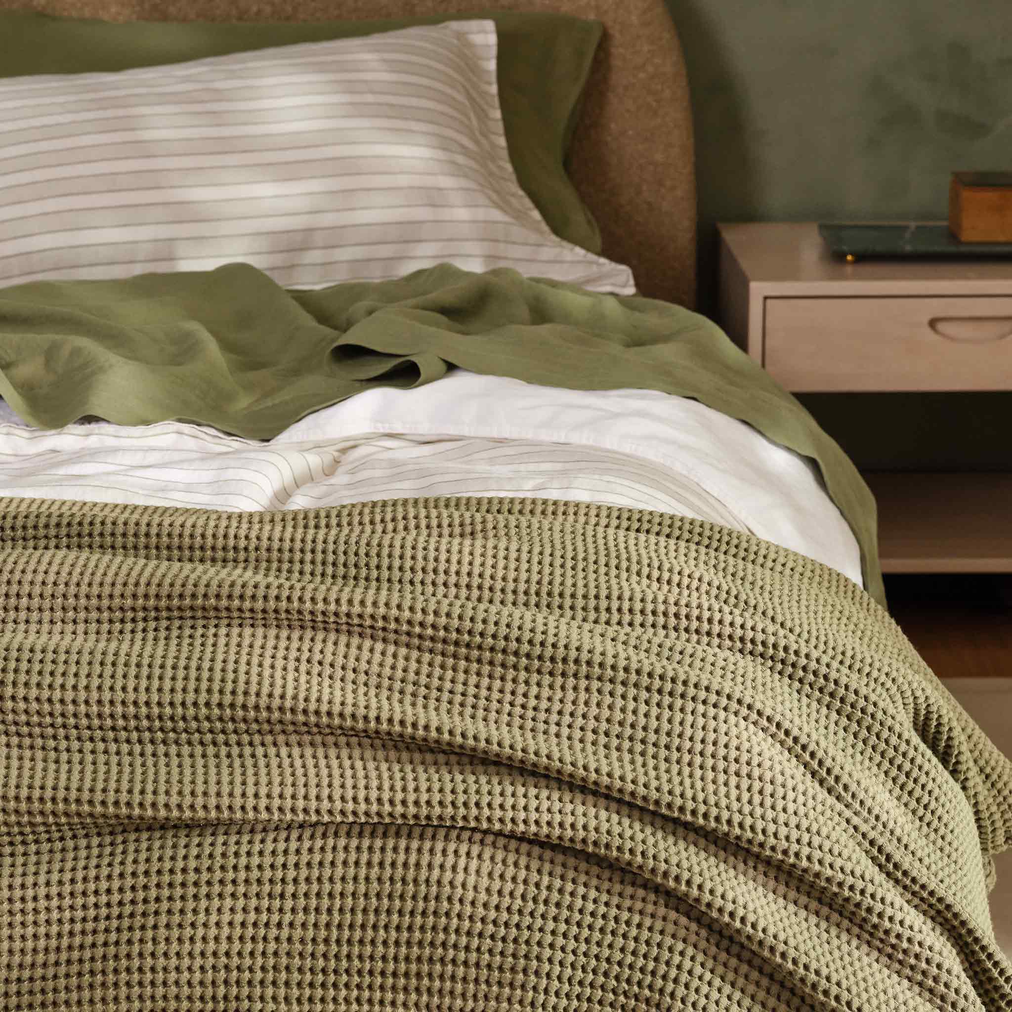 Dreamweave Waffle Bed Blanket Y1