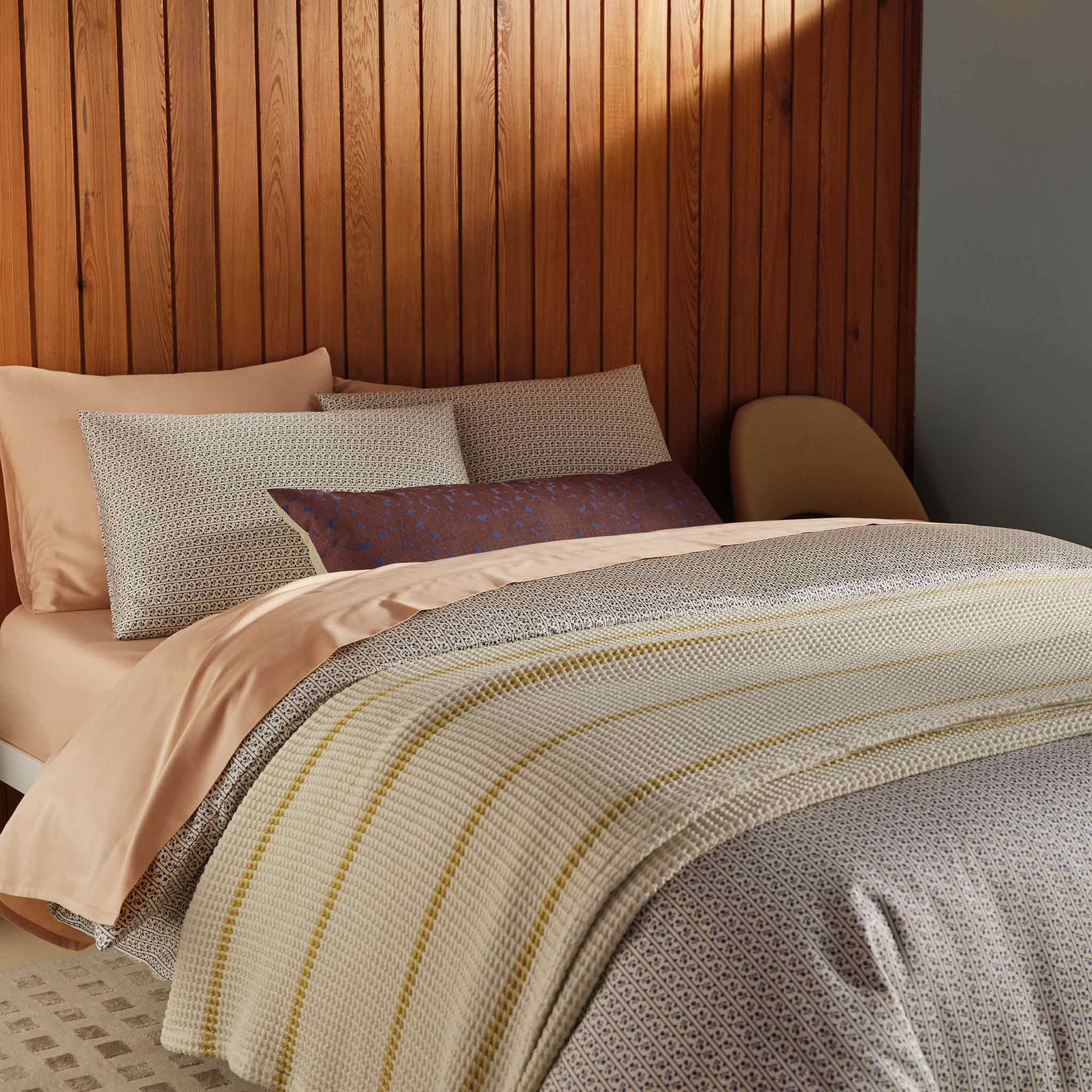 Dreamweave Waffle Bed Blanket Y1