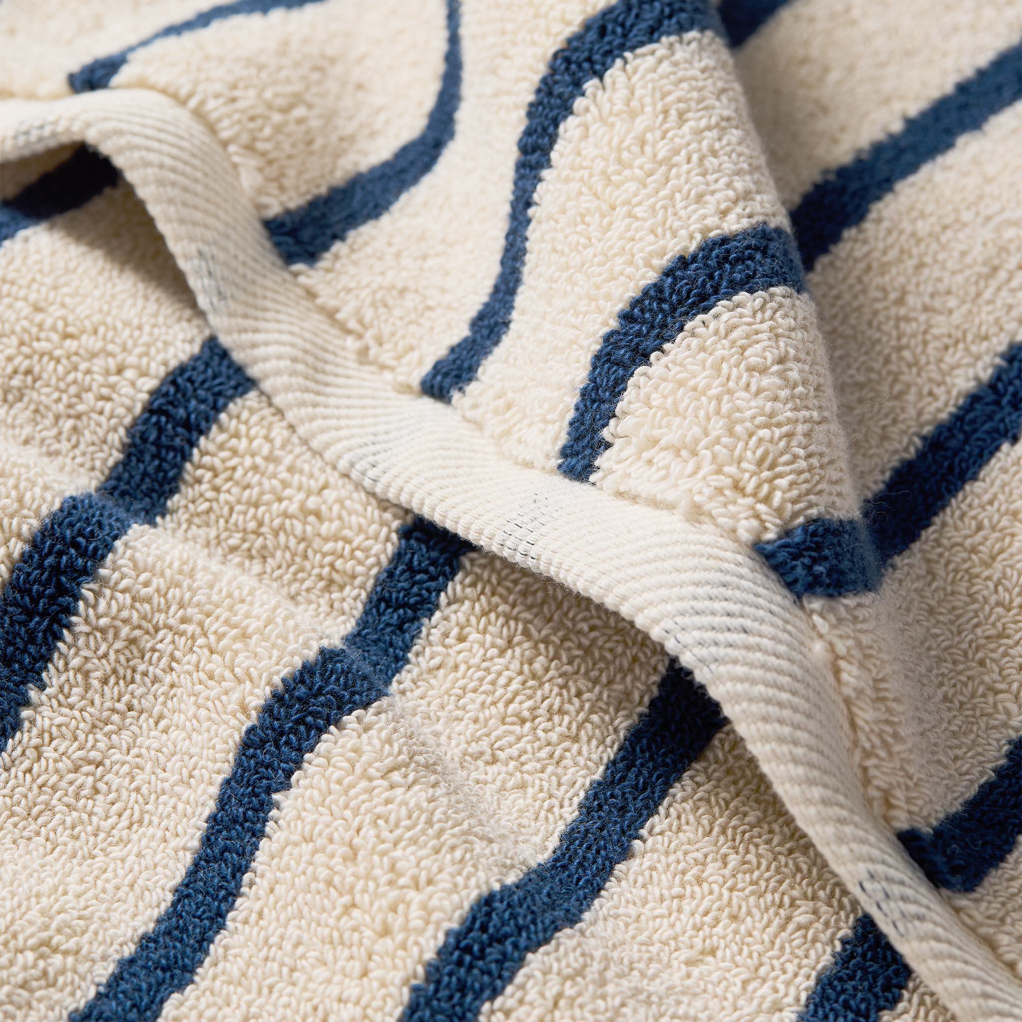 Super-Plush Set of 4 Bath Towel Bundle V5