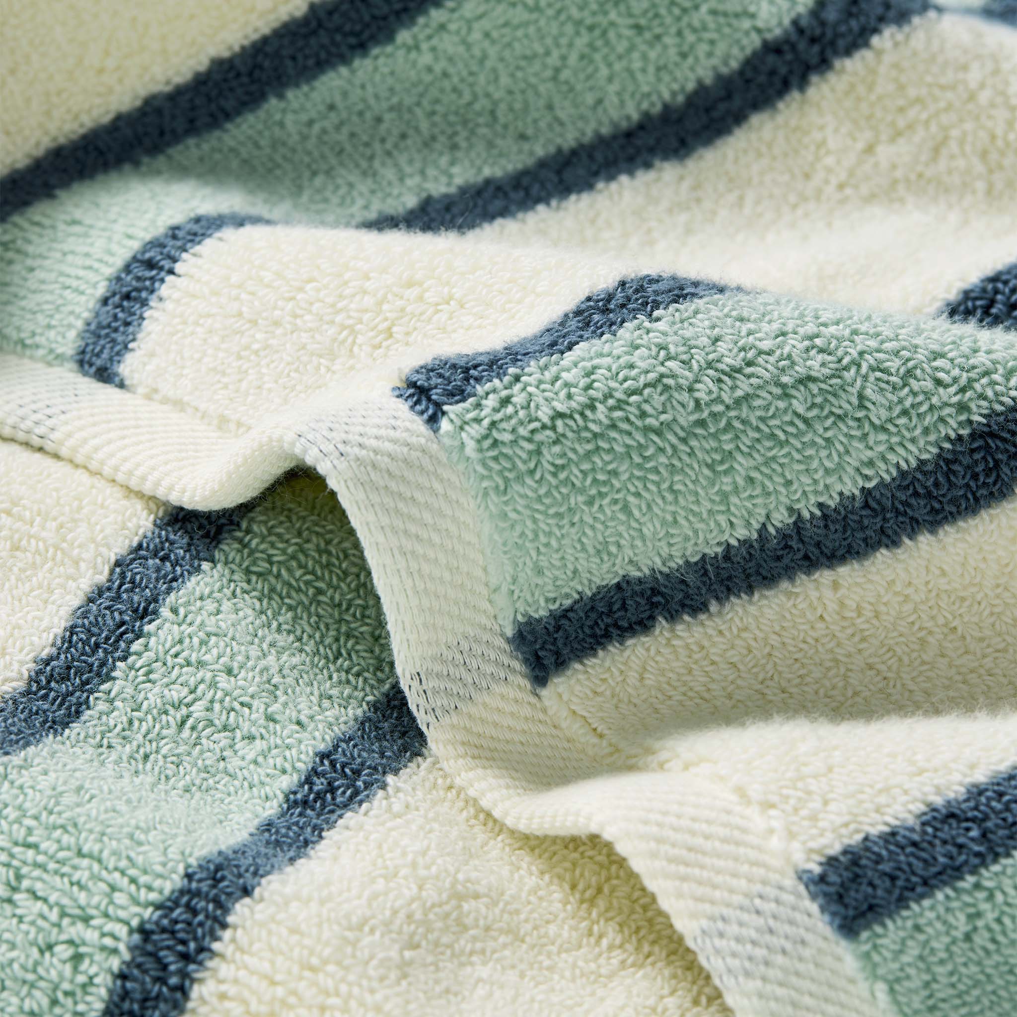 Super-Plush Set of 4 Bath Towel Bundle V5